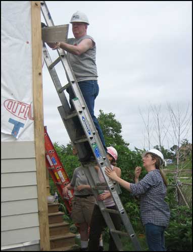 2008-0522-habhumladder.jpg